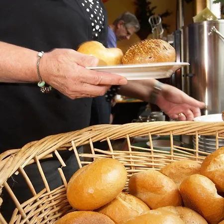 De Lange Man Eifel 4* מונשאו