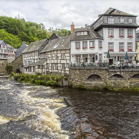 De Lange Man Eifel מלון מונשאו