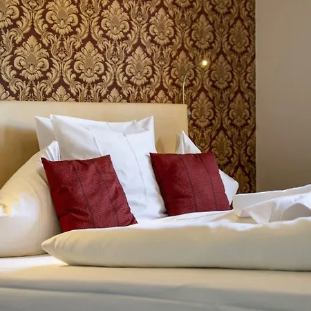 De Lange Man Hotel Montjoie