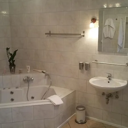 De Lange Man Eifel 4*