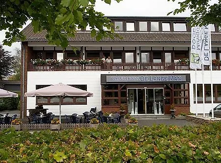 De Lange Man Eifel Hotel 4*