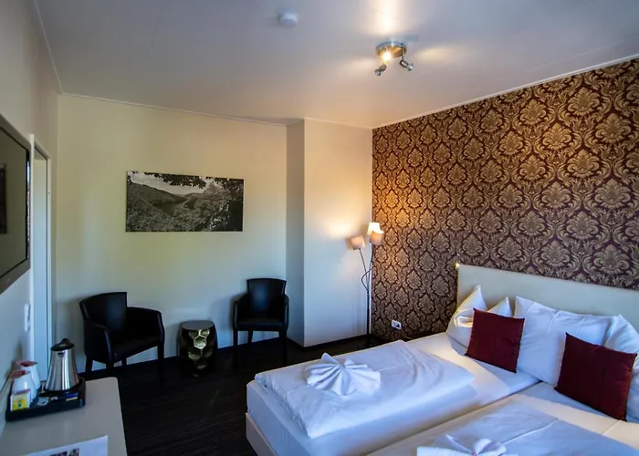 호텔 De Lange Man Eifel 몬샤우