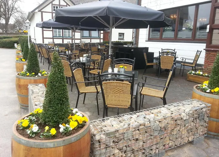 De Lange Man Eifel Hotel 4*